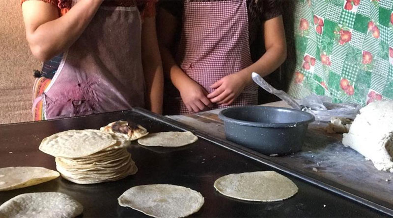 Niñas indígenas