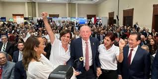 VIJOSA obtiene por 14ª ocasión el premio como la industria farmacéutica número 1 en exportación.