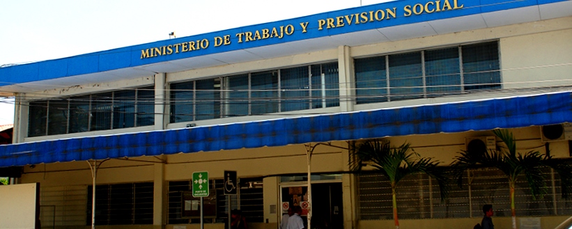 EXISTE ALGUNA POLÍTICA PÚBLICA EN LO LABORAL CAPAZ DE HACER CAMBIOS SUSTANTIVOS EN EL MERCADO DE TRABAJO SALVADOREÑO.