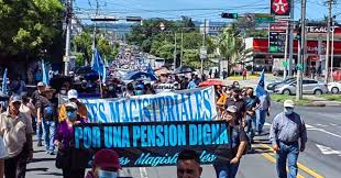 El Salvador: LA REFORMA DE PENSIONES QUE NECESITAMOS.