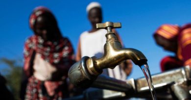La crisis del agua y la sequía de propuestas. La crisis del agua y la sequía de propuestas.