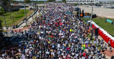 Estados Unidos. «No a los reyes»: Masivas protestas en Estados Unidos denuncian el autoritarismo y la guerra de Trump