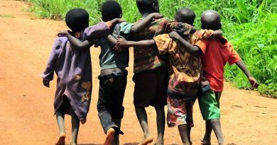 Comunidad Ubuntu. ¿Cómo va a estar uno de nosotros feliz si el resto está triste?