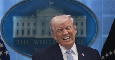 ¿Por qué Trump no llega ni a la suela de los zapatos de Hitler como el malo de la película?