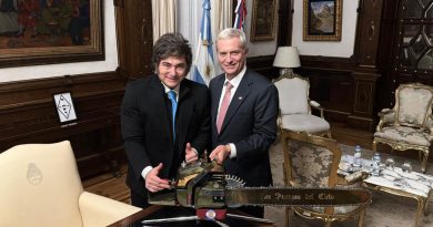 Gira Nocturna Chilena.