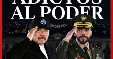 ADICTOS AL PODER. Contagiados por la misma enfermedad.