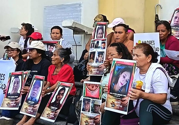 Madres buscadoras protestan por la detención arbitraria de sus familiares
