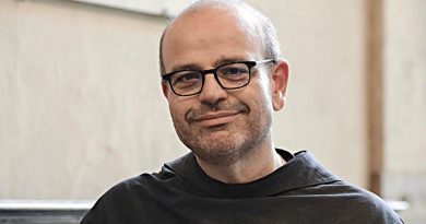 Entrevista a Paolo Benanti, «Mr. AI» del Papa León XIV: «No se trata de bendecir o condenar la inteligencia artificial, sino de lidiar con ella».