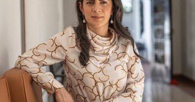 Diputada Claudia Ortiz explica por qué la quieren expulsar del partido Vamos.