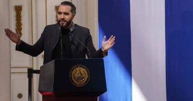 El Salvador deja de comprar bitcoins por orden del Fondo Monetario Internacional
